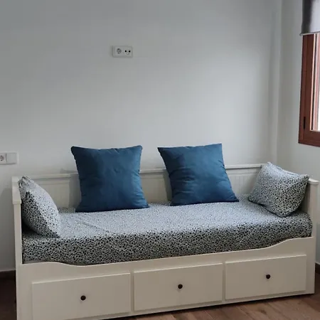 Con Bano - M A N U E L A Homestay *