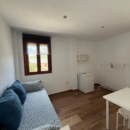 Homestay Con Bano - M A N U E L A
